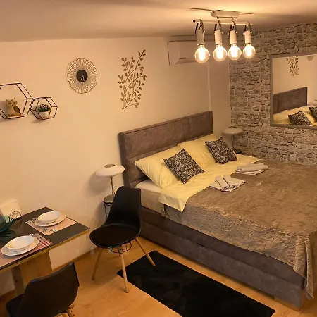 Studio Apartment Lacus Zagreb Exterior photo